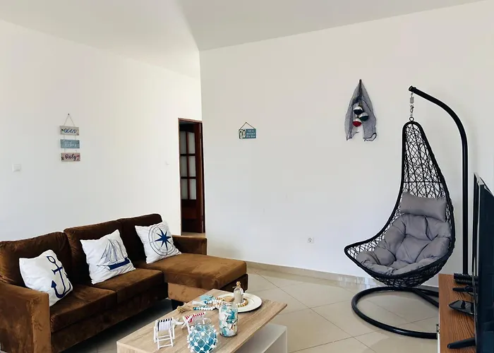 Techas Cozy 2 Bed Apt Tarrafal